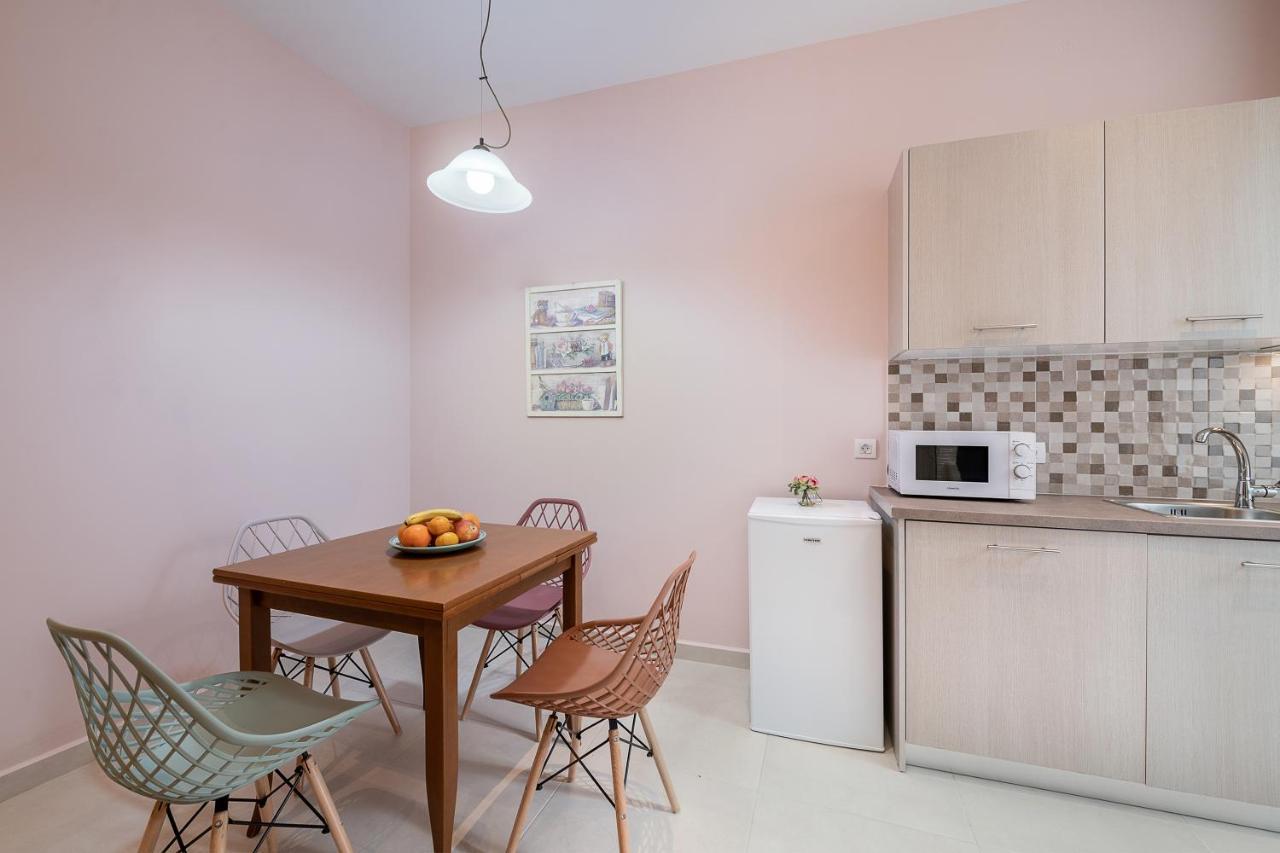 M City Apartments 100M From The Beach Chania  Exterior foto