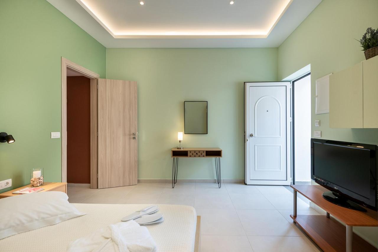 M City Apartments 100M From The Beach Chania  Exterior foto
